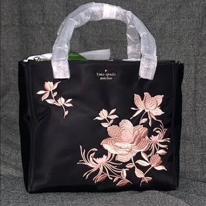 Kate Spade small kona crossbody/satchel bag.